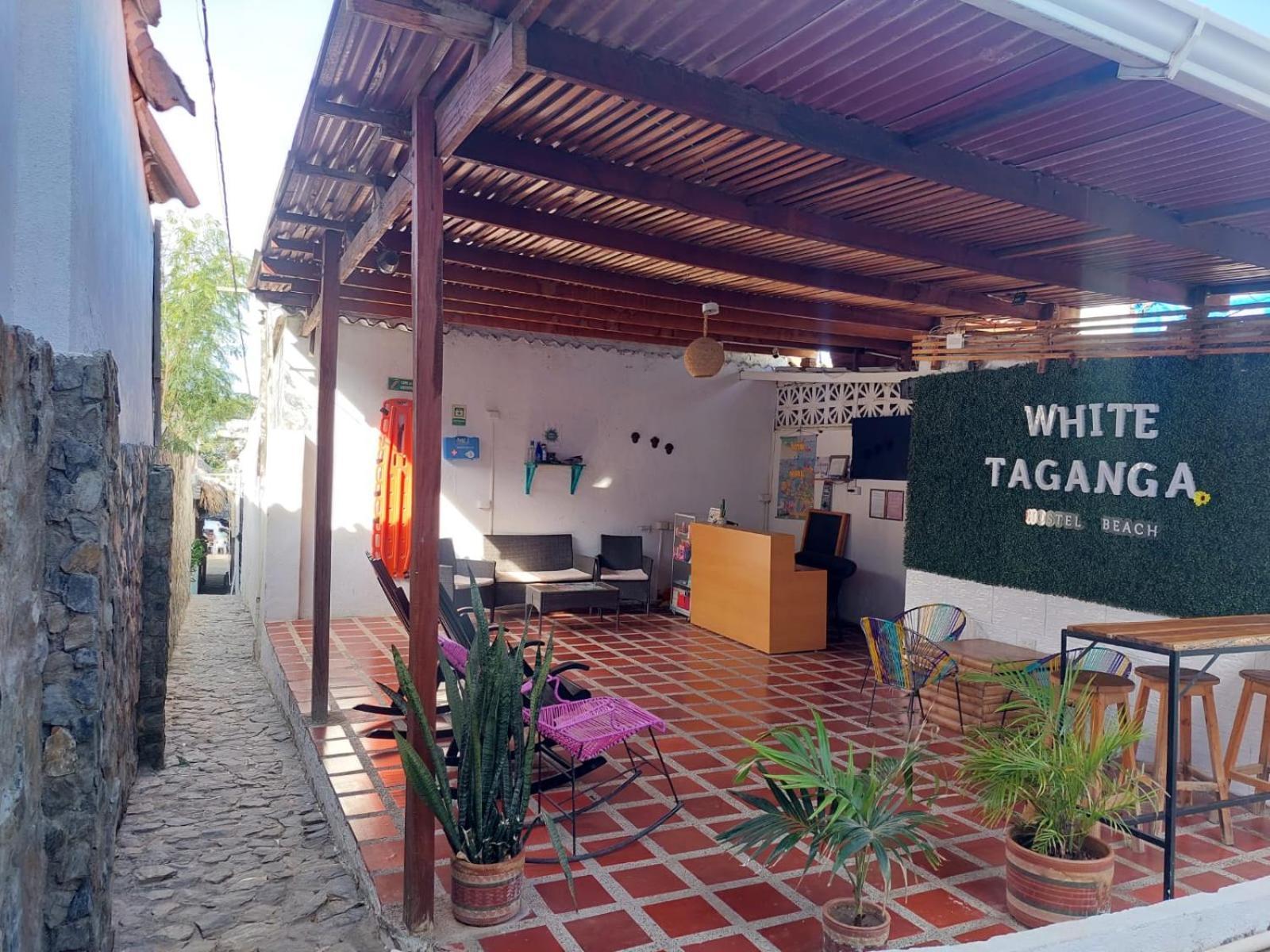 White Taganga Hotel Kültér fotó